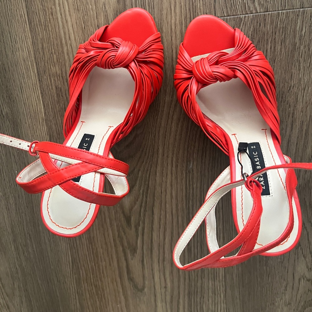 Zara Shoes, lite redish color, Heels. Pretty for date night, brunch or wedding.